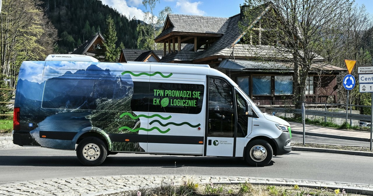Podwózka dla majętnych. Tyle kosztuje podróż "elektrykiem" na Morskie Oko