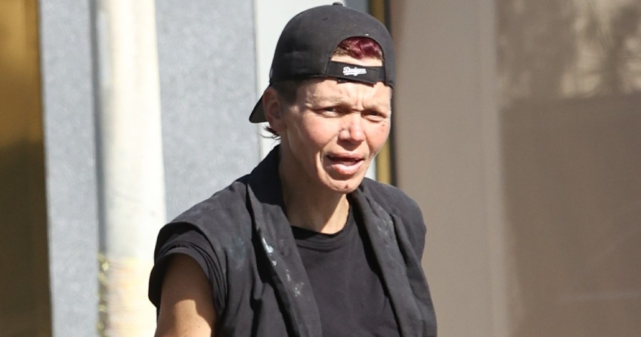 Piękna gwiazda żyje na ulicy. Najnowsze fotografie szokują