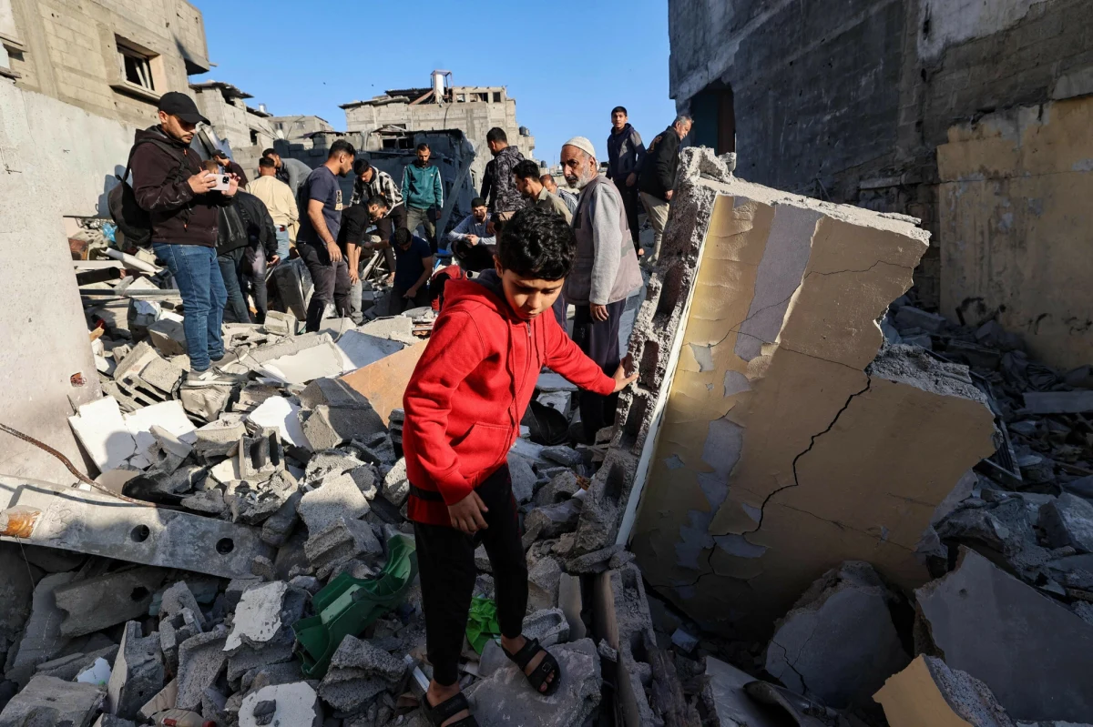 Niepokojące doniesienia napływają z Izraela. Tamtejszy gabinet bezpieczeństwa ma dziś omówić kwestię rozszerzenia w najbliższych dniach operacji wojskowej w Strefie Gazy. Media informują, że zawiadomienia o poborze zostały już wysłane do dziesiątków tysięcy rezerwistów.