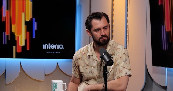 Mastercard OFF Camera. Bartłomiej Kotschedoff w nowym wydaniu w "Życiu dla początkujących"