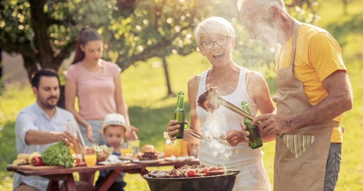 Wiosna i lato to idealny czas na spotkania na świeżym powietrzu, a grillowanie staje się nieodłącznym elementem tych chwil. Nowoczesne grille gazowe oferują nie tylko wygodę użytkowania, ale także zaawansowane funkcje, które zadowolą zarówno początkujących, jak i doświadczonych miłośników grillowania. Sprawdź!