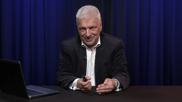 Gdyby nie sztuczna inteligencja, pewnie nikomu by się nie chciało do tych filozoficznych i teologicznych rozważań o wolnej woli wracać czy nawiązywać – mówi Robert Gwiazdowski w nowym odcinku podcastu video "Gwiazdowski mówi Interii". - Podstawowe pytanie dotyczące wolnej woli powinno więc brzmieć tak: Czy człowiek ma kontrolę nad swoimi działaniami, a jeśli tak, to jaki to jest rodzaj kontroli i do jakiego stopnia – zastanawia się.