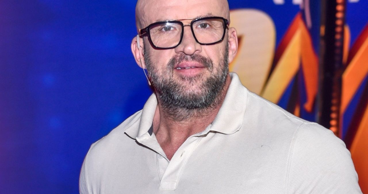 Kontrowersyjna wypowiedź Oświecińskiego. Ujawnił przez kogo zniknął z "M jak miłość"