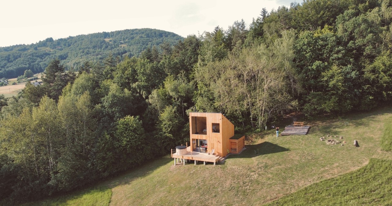 Ucieczka od miasta? Oto 5 wyjątkowych domków, w których złapiesz oddech