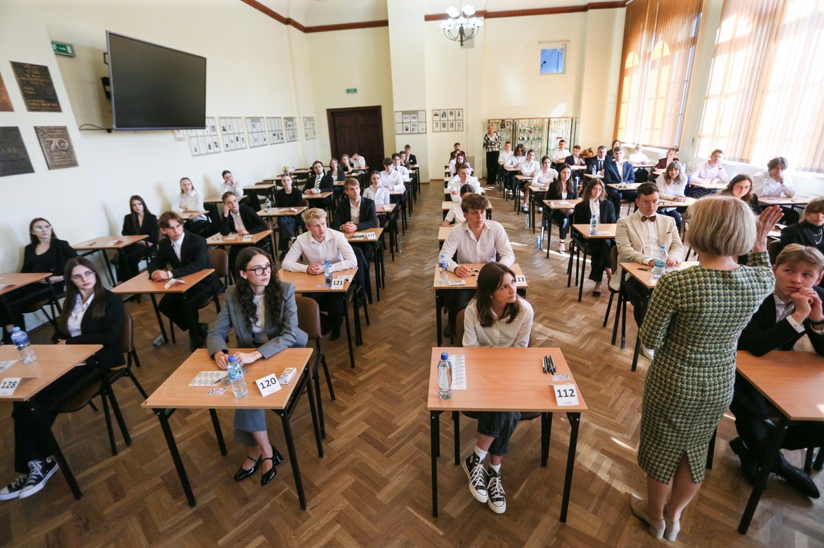 Matura 2025. Matematyka na poziomie podstawowym. Arkusze CKE