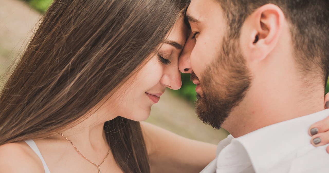 Badania wykazały, kto zakochuje się szybciej