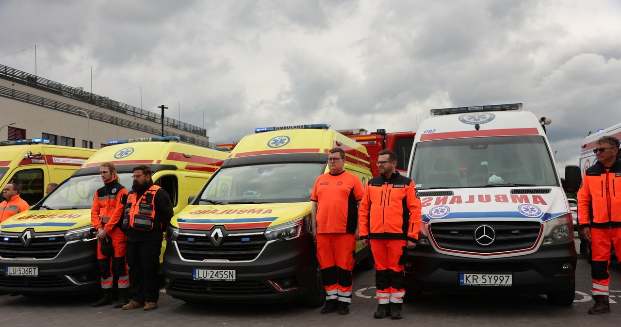 W całej Polsce zawyły syreny. Akcja medyków po tragicznej śmierci lekarza