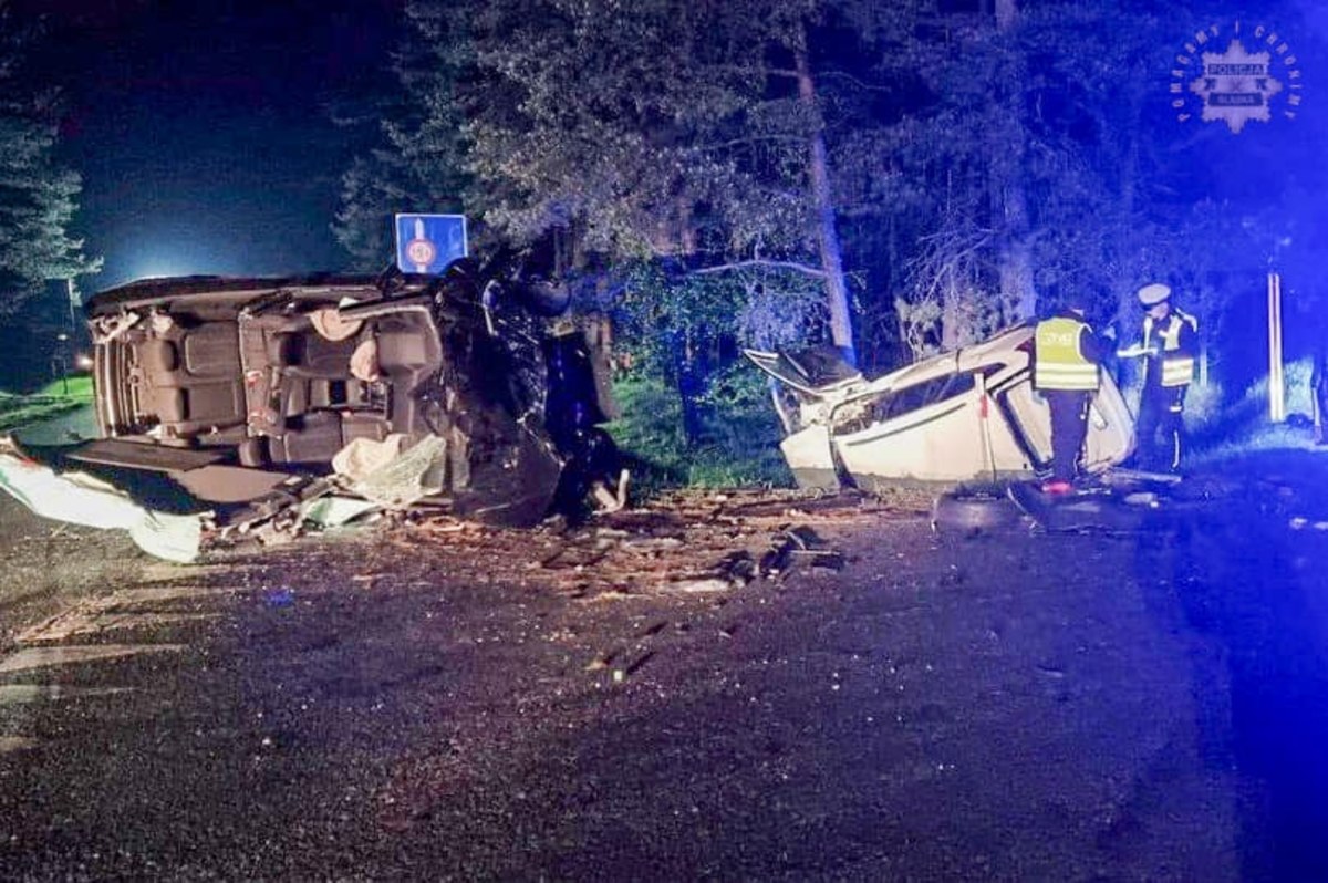 Tragiczna czołówka na łuku. 31-latek nie przeżył, kobieta walczy o życie