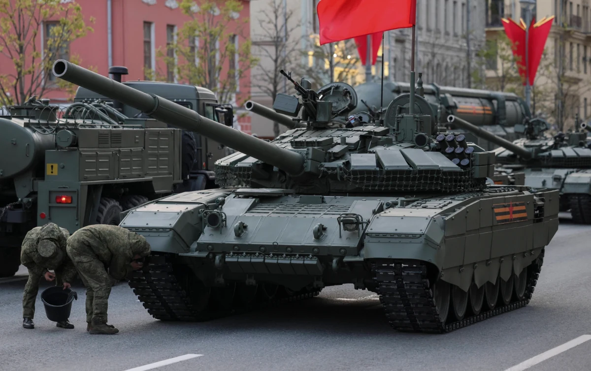 Już w piątek w Rosji Dzień Zwycięstwa. Kreml poinformował, że w obchodach 80. rocznicy zwycięstwa Związku Sowieckiego nad nazistowskimi Niemcami w II wojnie światowej, zaplanowanych w Moskwie, weźmie udział 29 światowych przywódców. Wśród zaproszonych gości jest przywódca Chin Xi Jinping.