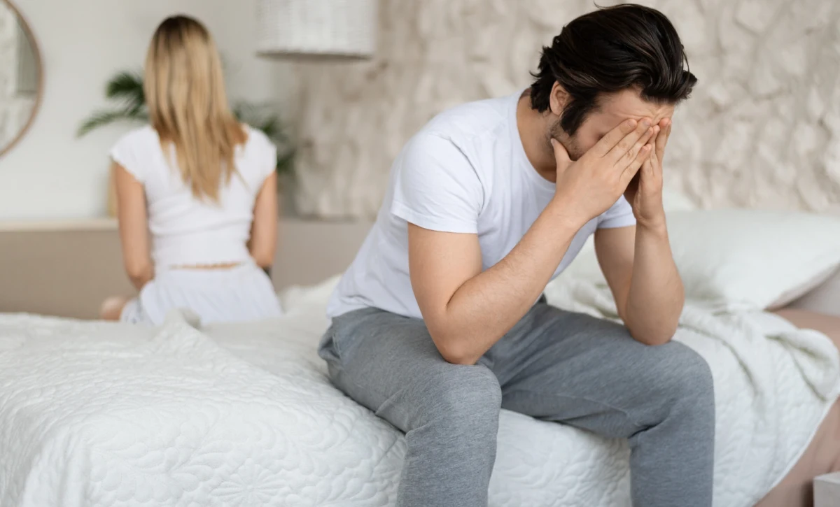 Sąd w Lizbonie nakazał spółce transportowej wypłacenie 25 tys. euro (ok. 100 tys. zł) odszkodowania kobiecie, której mąż po wypadku w pracy stracił popęd seksualny. W uzasadnieniu wyroku sędzia napisał o "stratach moralnych".