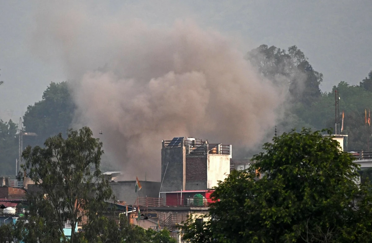 Rośnie bilans ofiar konfliktu na linii Indie – Pakistan. Co najmniej 36 osób zginęło, a 94 zostały ranne w Indiach i Pakistanie wskutek wzajemnych ataków.