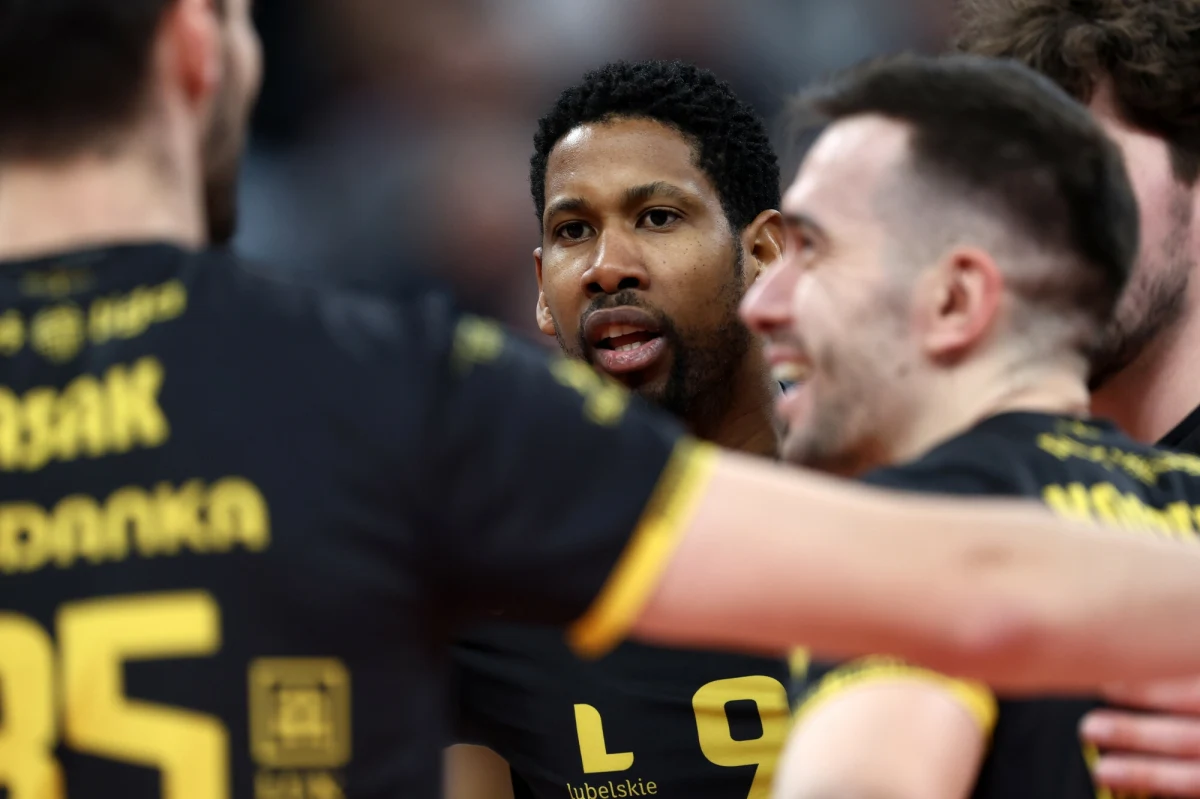 Czy już dziś zakończy się ligowy, siatkarski sezon? W wielkim finale i w meczu o brązowy medal po 2-0 prowadzą Bogdanka LUK Lublin i Projekt Warszawa. Dziś mecze numer trzy, które mogą zakończyć rywalizację. Wydaje się, że bliżej sukcesu jest rozpędzona w wielkim finale drużyna z Lublina, która o 20:30 zagra z Aluronem CMC Wartą Zawiercie. Projekt o 17:30 zagra na wyjeździe z Jastrzębskim Węglem.