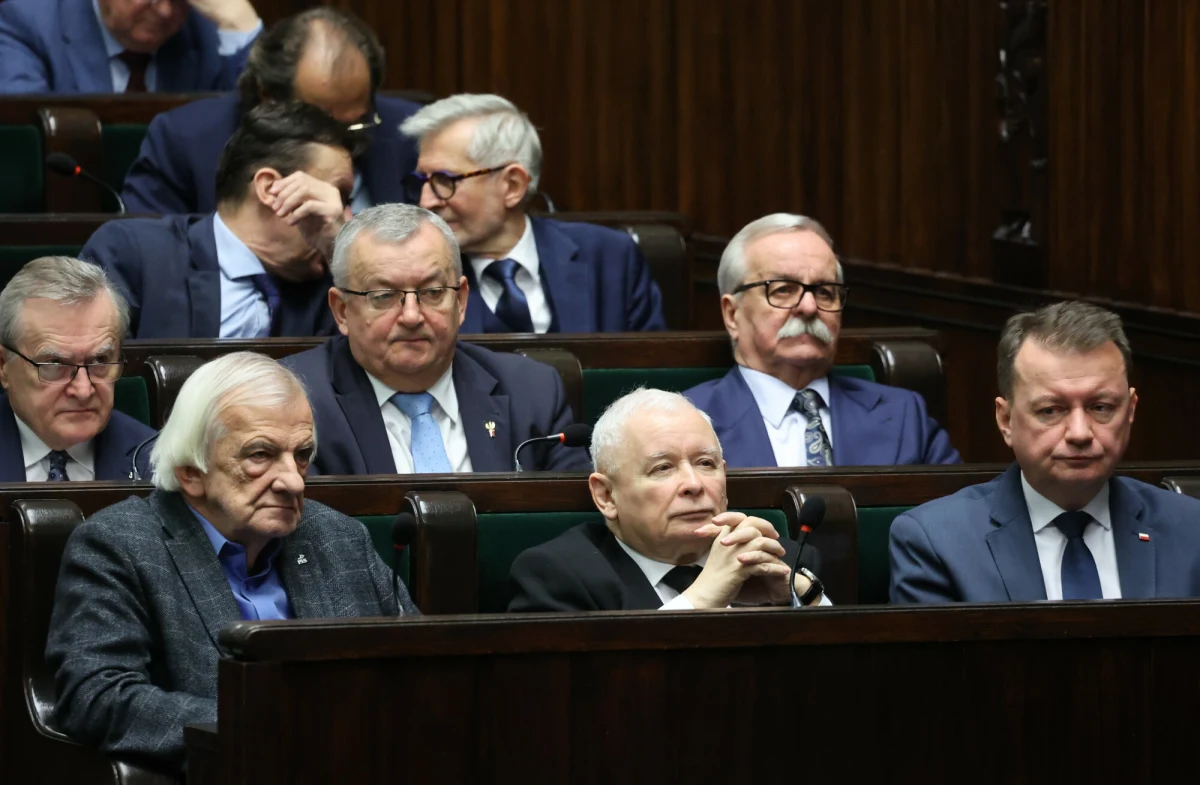 Ważą się losy powołanego w okresie rządów Zjednoczonej Prawicy Inspektoratu Wewnętrznego Służby Więziennej. Niemal wszystkie kluby parlamentarne poparły w środę w Sejmie projekt nowelizacji ustawy o Służbie Więziennej, który zakłada likwidację IWSW. Przeciwko zmianom w prawie w tym zakresie opowiedział się PiS.