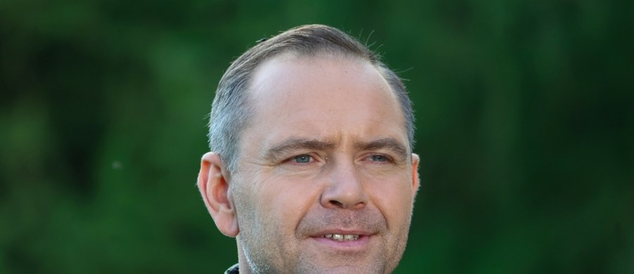 Sprawa zakupu mieszkania przez Karola Nawrockiego od 80-letniego Jerzego Ż. budzi kontrowersje. Dzieci pana Jerzego, które przez lata nie utrzymywały z nim kontaktu, dowiedziały się o transakcji z mediów.