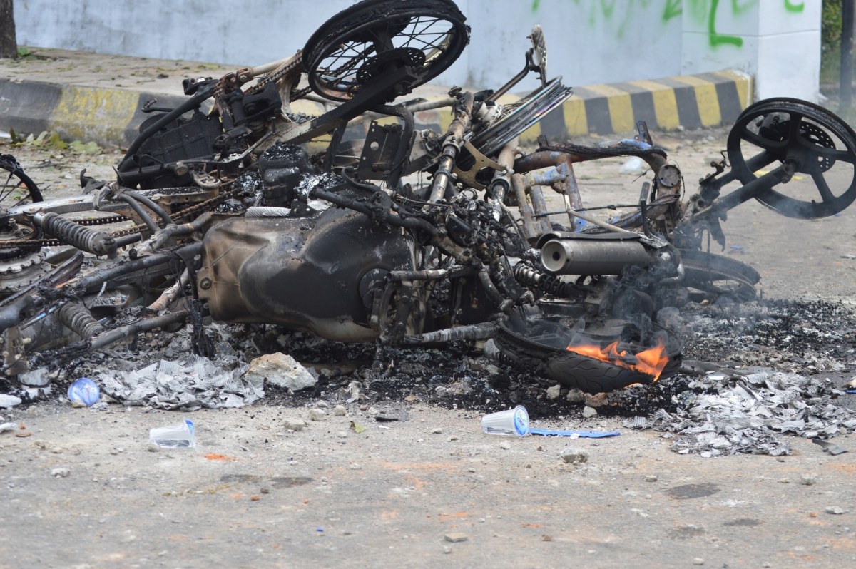 Siła uderzenia była tak duża, iż motocykl spłonął. Tragedia w Lubuskiem
