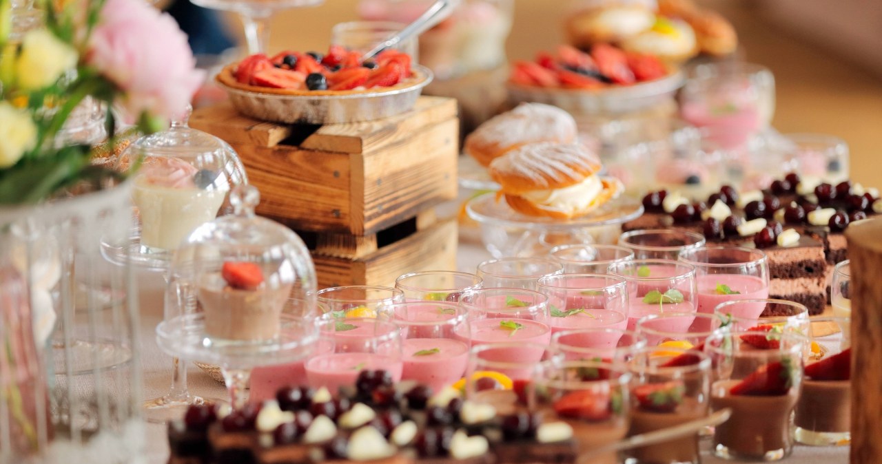 Oto najlepsze deserowe wybory na wesele. Klasyka z nutką nowoczesności