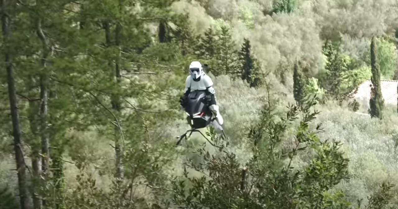 Lata jak w filmie! Polak stworzył powietrzny motocykl przyszłości