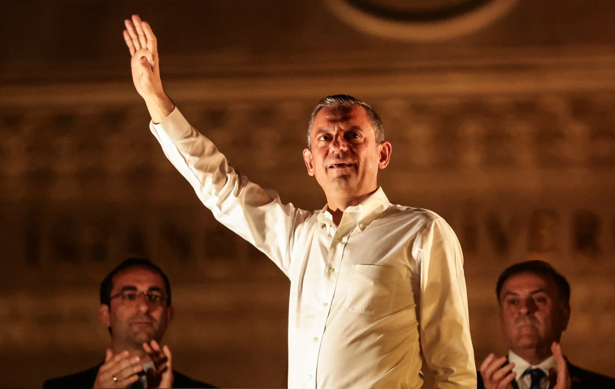 Platforma X, której właścicielem jest Elon Musk, zablokowała dostęp do konta Ekrema Imamoglu - byłego burmistrza Stambułu. Polityk obecnie przebywa w więzieniu, gdzie czeka na wyrok w sprawie o domniemanej korupcji. 