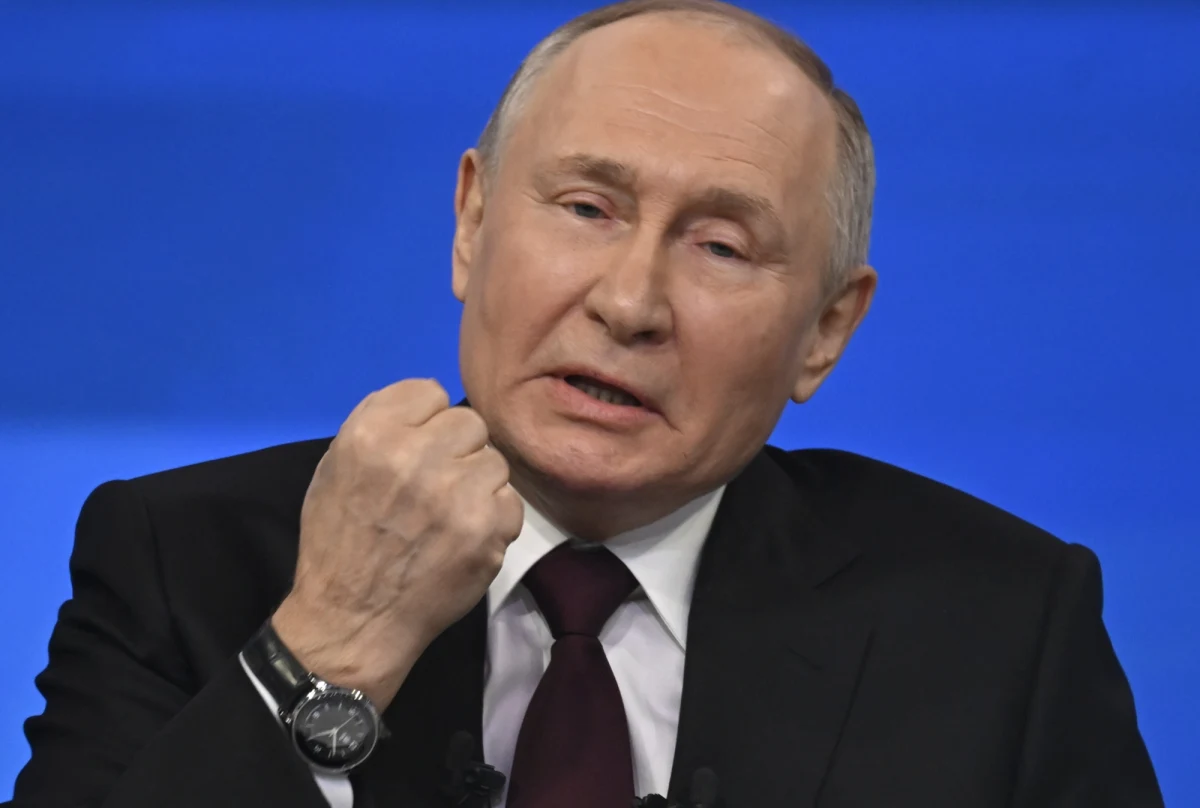 "To jest oczywiście spektakl, nie mam co do tego żadnych wątpliwości. Putin gra takimi spektaklami. One są kierowane do różnych adresatów. To ma pokazać, jakim wspaniałym liderem jest Władimir Putin. To także ma pokazywać negatywnie stronę ukraińską, która jest przypierana do muru" - mówił w rozmowie z Michałem Zielińskim na antenie Radia RMF24 generał dywizji w stanie spoczynku, profesor Bogusław Pacek.