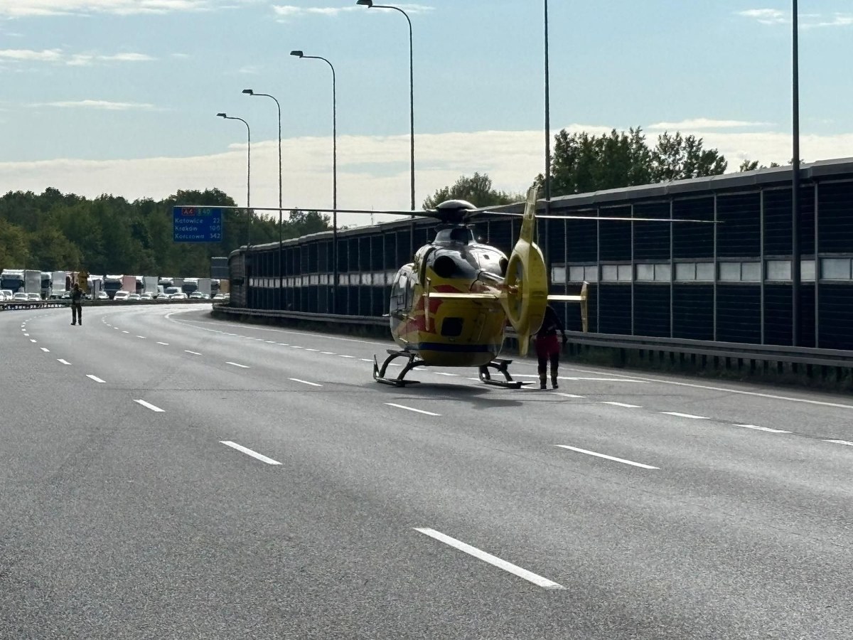 Śmiertelny wypadek na autostradzie A4. Lądował śmigłowiec LPR