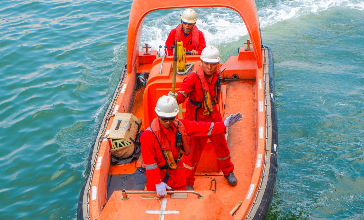 Dryfowali 55 dni na oceanie. Nikt nie wierzył, iż żyją