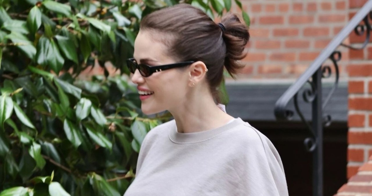 Naturalna Selena Gomez na planie serialu. Gwiazda zachwyca