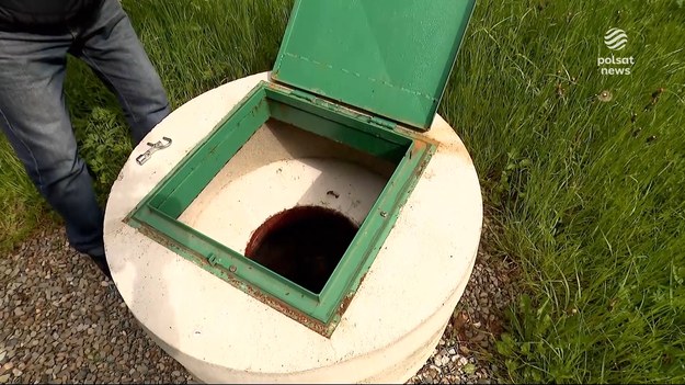 Dostęp do wody jedynie w wyznaczonych godzinach. Mieszkańcy Wiśniowej na Podkarpaciu odczuwają skutki suszy hydrologicznej. Ta w Polsce staje się coraz większym wyzwaniem.Materiał dla "Wydarzeń" przygotował Mateusz Kopyłowicz.