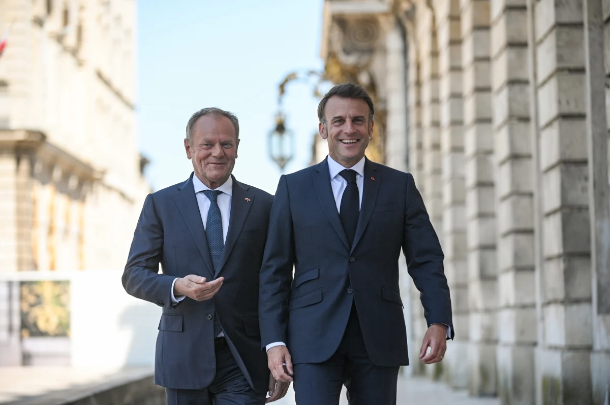 Premier Donald Tusk i prezydent Emmanuel Macron podpisali w Nancy traktat polsko-francuski, obejmujący obszary bezpieczeństwa, współpracy energetycznej, naukowej i kulturowej. To pierwszy tego typu traktat podpisany przez Francję z krajem, z którym nie graniczy z państwem nad Loarą i wyraźny znak podniesienia rangi wzajemnych stosunków na linii Paryż-Warszawa.