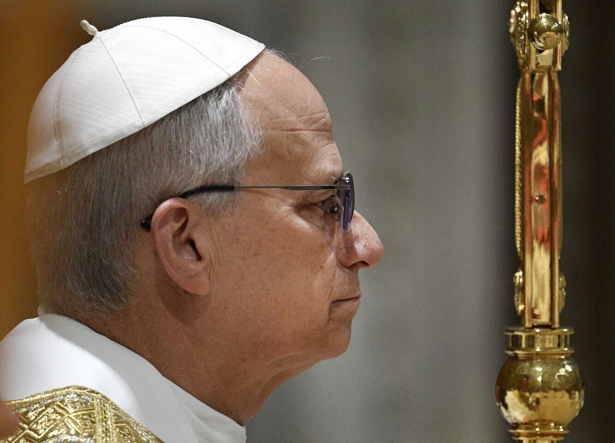 Zaskakująca symbolika. Watykan pokazał herb nowego papieża