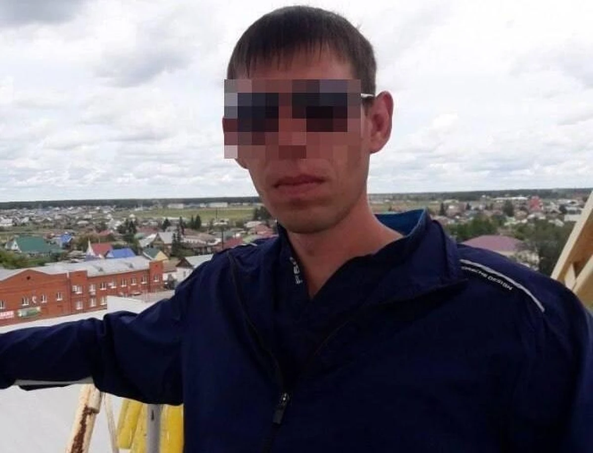 Tragiczny finał szampańskiej zabawy w jednej z podmoskiewskich miejscowości. W wyniku eksplozji granatu, którym chwalił się przed znajomymi były uczestnik wojny w Ukrainie, zginęły dwie osoby, a jedna została ranna.