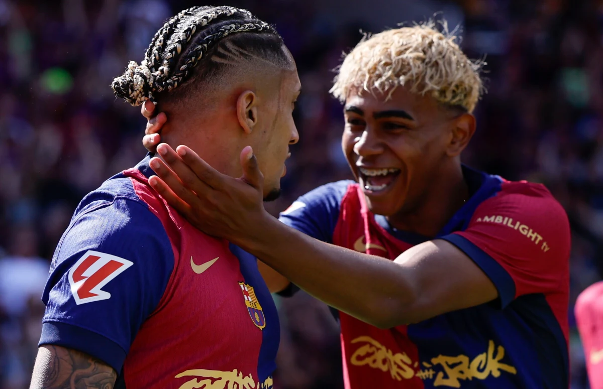 Klasyk znów nie zawiódł. W tym meczu było wszystko - siedem goli, mnóstwo okazji, zwroty akcji i sędziowskie kontrowersje. Finalnie FC Barcelona pokonała Real Madryt 4:3, dzięki czemu powiększyła przewagę w tabeli nad odwiecznym rywalem do siedmiu punktów. Mistrzostwo dla "Blaugrany" wydaje się więc formalnością.