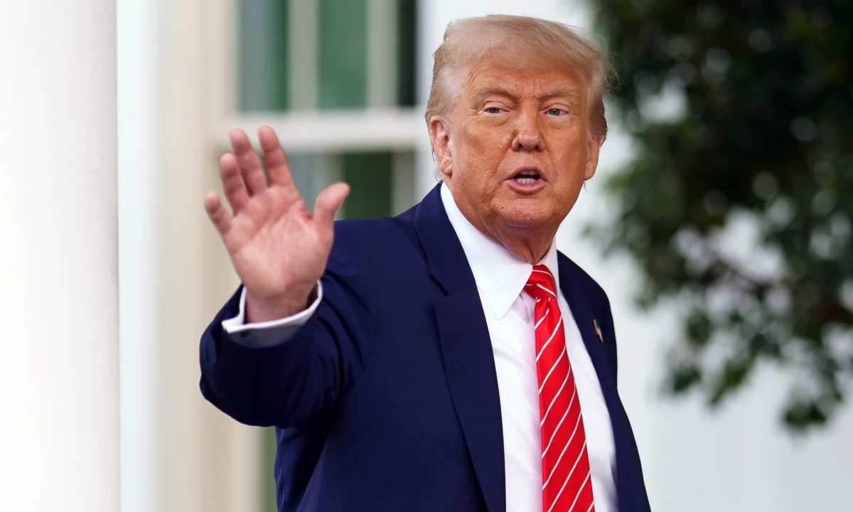 Europejscy przywódcy swoje, Donald Trump swoje. Kiedy m.in. Donald Tusk i Friedrich Merz mówią, że do rozpoczęcia rozmów pokojowych między Rosją i Ukrainą konieczne jest najpierw wstrzymanie walk, prezydent Stanów Zjednoczonych przekonuje, że Kijów powinien przystać na propozycję Władimira Putina i rozpocząć bezpośrednie rozmowy. "Ukraina powinna się na to zgodzić, NATYCHMIAST" - napisał.