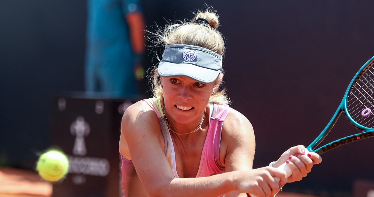 Zheng prowadziła już 5:0 30-0. Wtedy Fręch ruszyła do ataku. Szalona pogoń Polki w Rzymie