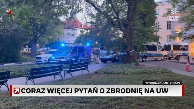 Policja ujawnia coraz więcej szczegółów wydarzeń, które poprzedziły brutalny atak na Uniwersytecie Warszawskim, w którym zginęła portierka i ciężko ranny został  strażnik. Uzbrojony w siekierę Mieszko R. co najmniej kwadrans krążył po kampusie.Materiał dla "Wydarzeń" przygotował Michał Kwiatkowski.  