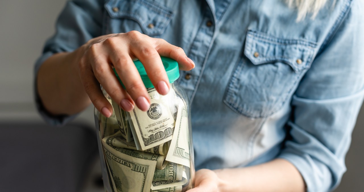 Silna i stabilna - numerologiczna czwórka potrafi zadbać o pieniądze