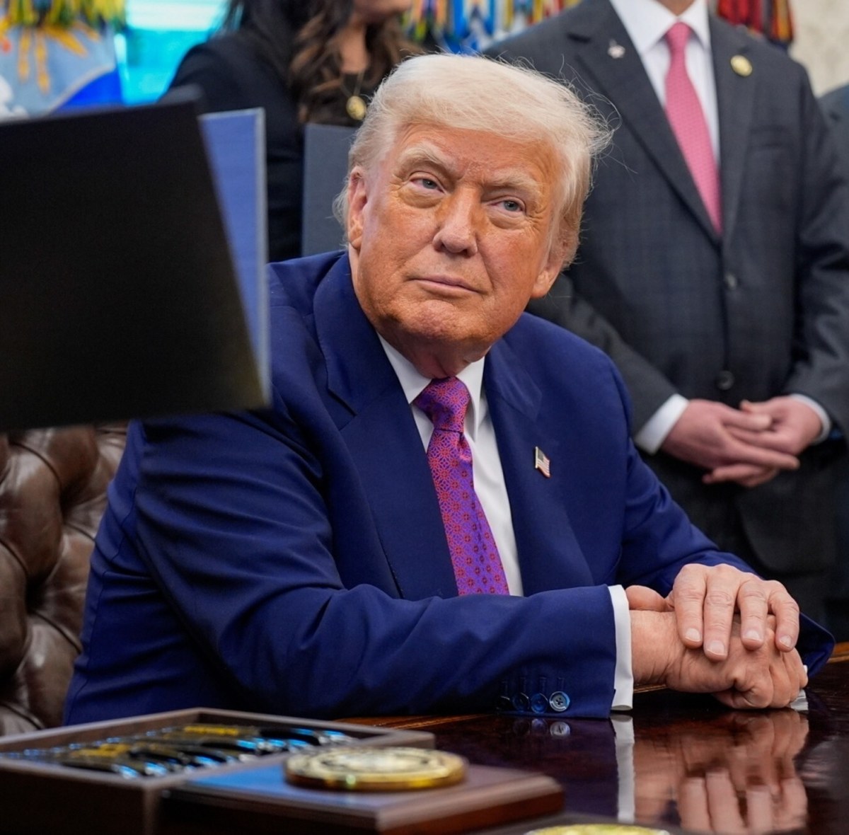 "Najdroższy dar" w historii USA. Trump reaguje