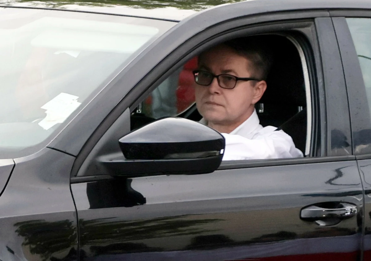 Władimir Putin ratuje chore dzieci? Podczas telewizyjnej debaty kandydatów na prezydenta doszło do kuriozalnej wymiany zdań między Maciejem Maciakiem a Krzysztofem Stanowskim.