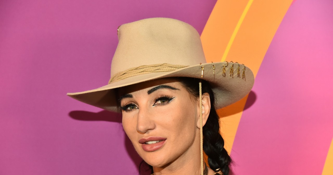 Czy to najmodniejszy dodatek tego sezonu? Tak nosi go Justyna Steczkowska