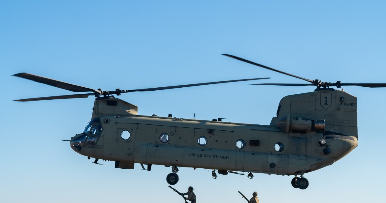Sześć CH-47 Chinook za ponad miliard dolarów. USA zacierają ręce
