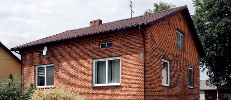 Zbrodnia potrójnego morderstwa, którego dopuścił się Jacek Jaworek, nie zostanie rozliczona. Z uwagi na śmierć sprawcy Prokuratura Okręgowa w Częstochowie formalnie umorzyła śledztwo w tej sprawie. Sprawca zbrodni przez trzy lata się ukrywał.