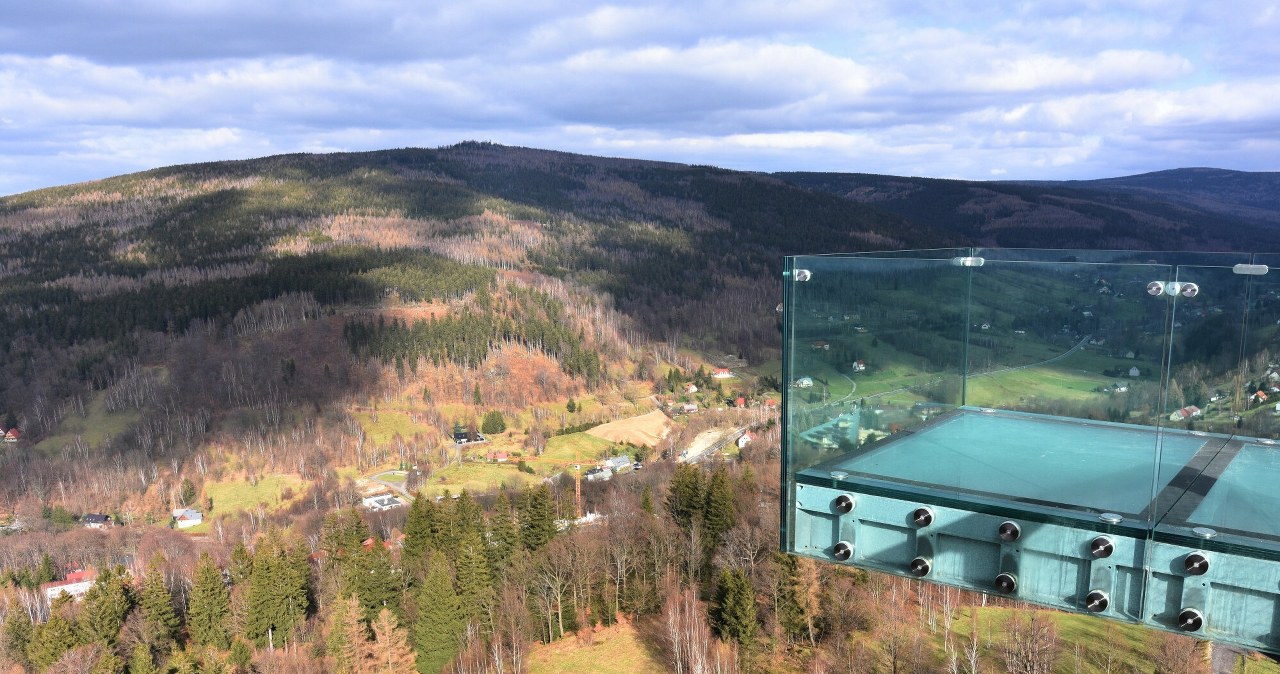 Polska z góry: 6 najpiękniejszych wież widokowych, które warto odwiedzić