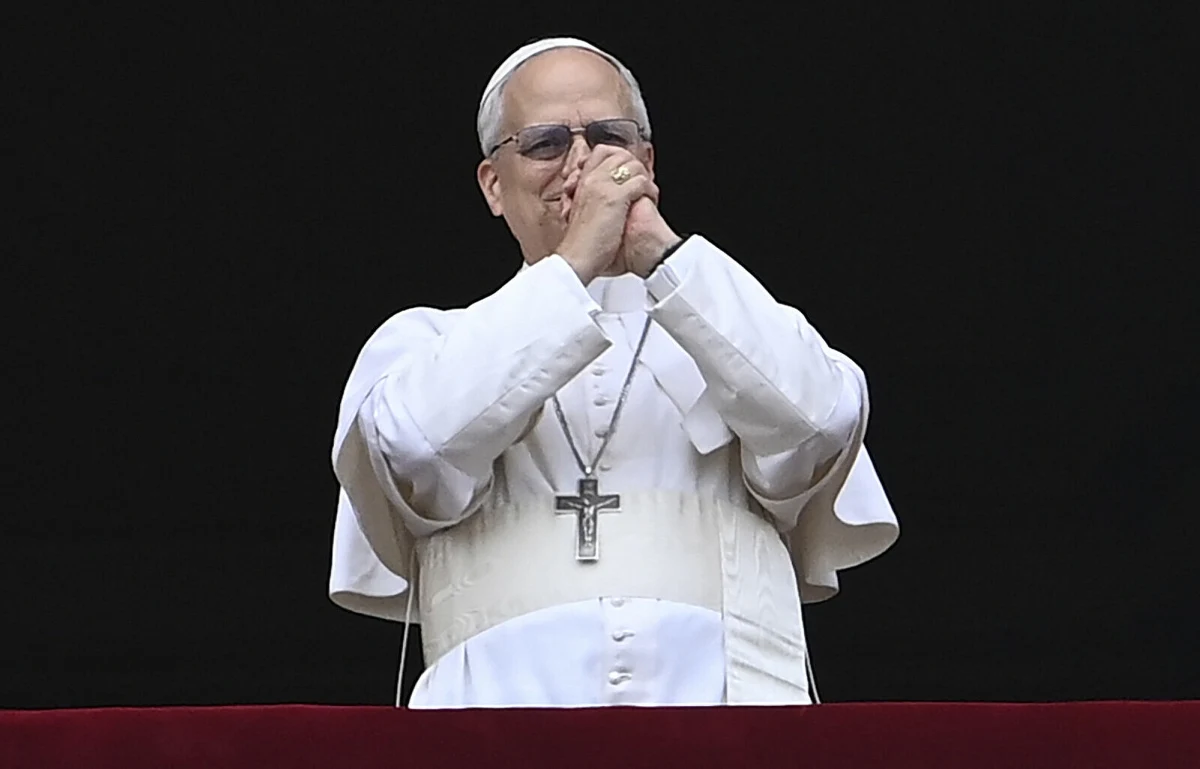 Papież Leon XIV zapewnił w środę, że dołoży wszelkich starań na rzecz pokoju na świecie. "Stolica Apostolska jest do dyspozycji, aby wrogowie się spotkali i spojrzeli sobie w oczy, aby narodom przywrócona została nadzieja i godność, na jaką zasługują" - zadeklarował.