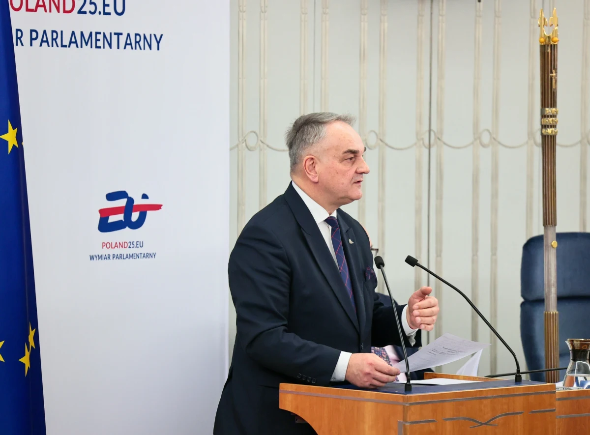 Senat zgłosił w środę poprawki do tzw. ustawy deregulacyjnej, dotyczące umów leasingu i regulacji w sprawie pożyczek zaciąganych przez jednostki samorządu terytorialnego. Propozycjami Senatu zajmie się teraz Sejm.