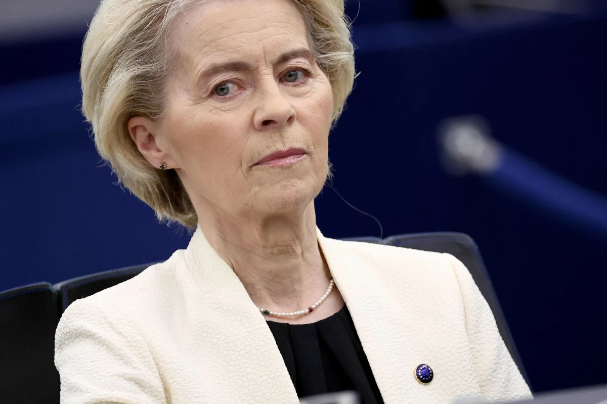 Komisja Europejska w trakcie konferencji prasowej musiała się zmierzyć z serią pytań dotyczących SMS-ów, jakie jej przewodnicząca Ursula von der Leyen wymieniała z szefem koncernu Pfizer Albertem Bourla w czasie pandemii Covid-19. Powodem był wyrok, jaki zapadł w tej sprawie w TSUE.