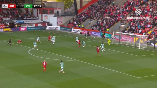 Skrót meczu Aberdeen - Celtic (1:5).