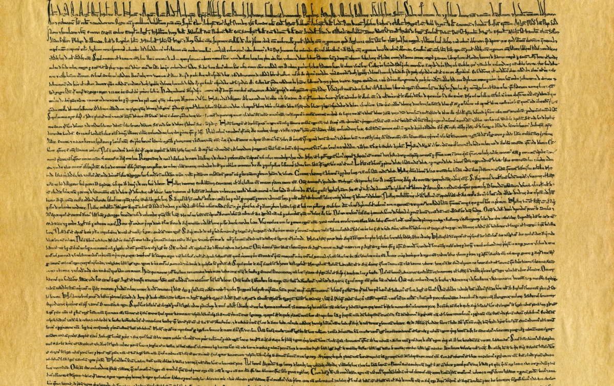 Brytyjscy naukowcy ustalili, że rękopis Magna Carty, dotychczas uważany za nieoficjalną kopię, jest historyczną wersją słynnego dokumentu z 1215 roku. Ten bezcenny dokument znajduje się w zbiorach Uniwersytetu Harvarda. Został zakupiony w 1946 roku. Dziś jego wartość szacuje się na kilkanaście milionów dolarów.