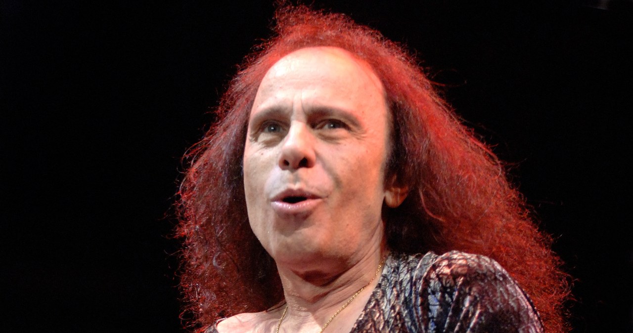 Z piekła do nieba. Nikt nie spodziewał się, iż legendarny wokalista umrze