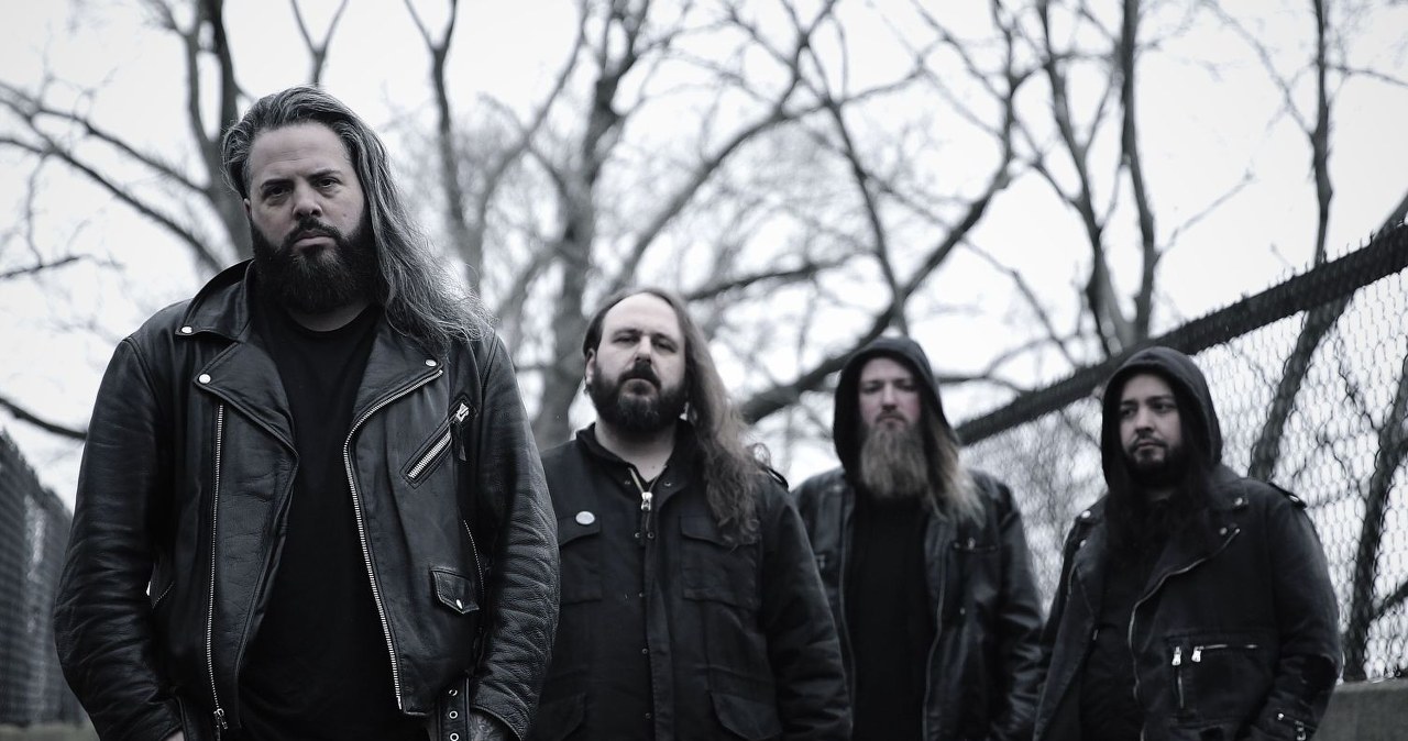 "Między precyzją a chaosem". Metalowa podróż przez ogień