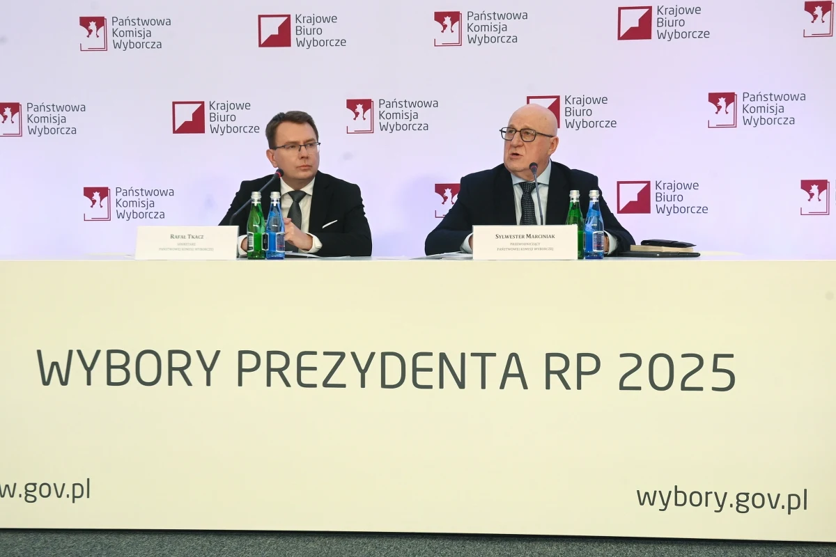 Od północy z piątku na sobotę w całym kraju obowiązuje cisza wyborcza. Państwowa Komisja Wyborcza tylko częściowo odpowiedziała na pytanie, co z lajkowaniem postów kandydatów na prezydenta. 