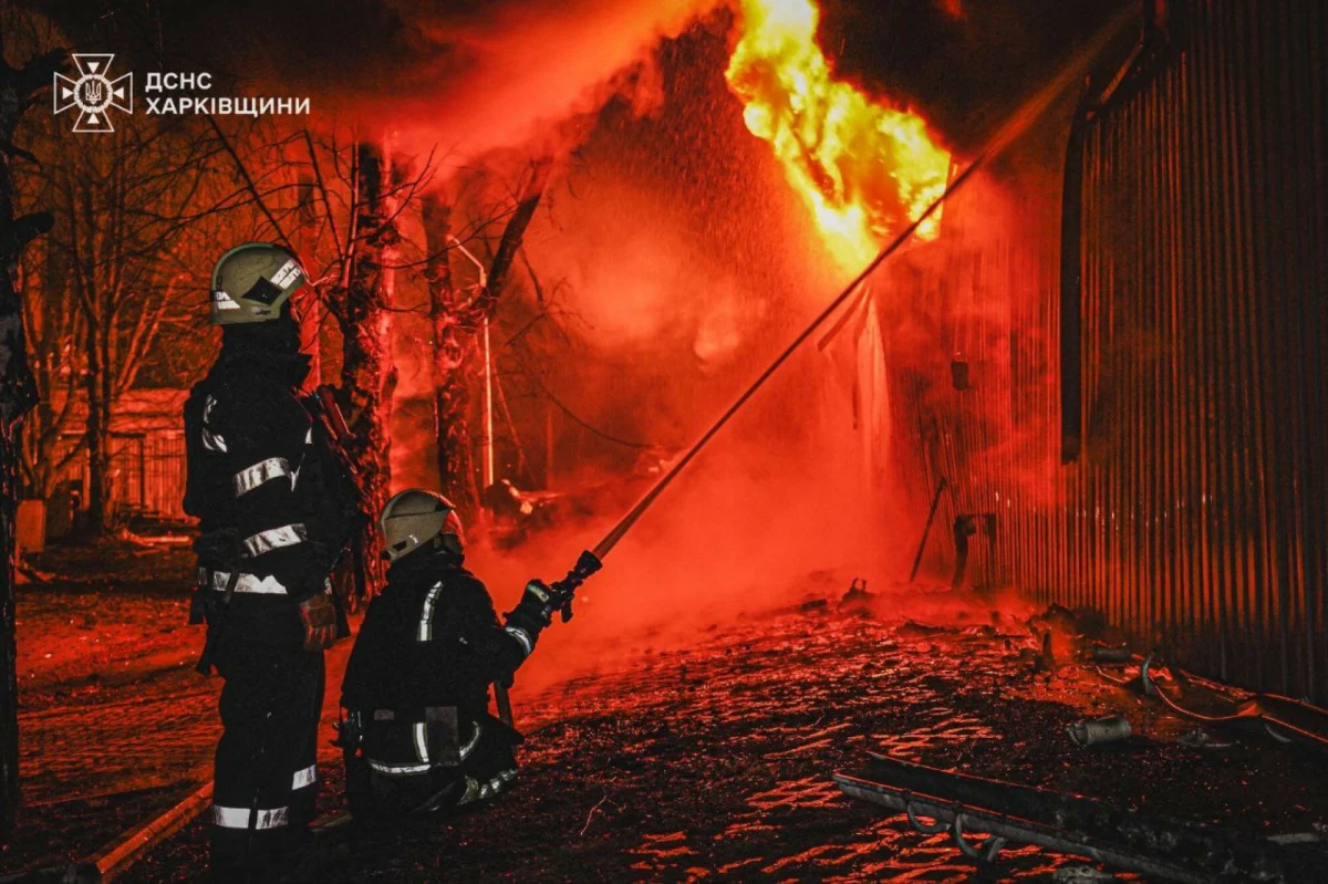 Z pewnością nie tak miały przebiegać piątkowe negocjacje w Stambule w sprawie wojny w Ukrainie. Zdaniem mediów przedstawiciele Kremla zażądali wycofania ukraińskich wojsk z tych części obwodów ługańskiego, donieckiego, chersońskiego i zaporoskiego, których Rosja nie zdołała opanować, a także zagrozili okupacją obwodów charkowskiego i sumskiego w przypadku odmowy.